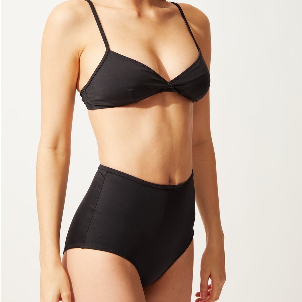 Solid and striped high waist bikini black/nude S